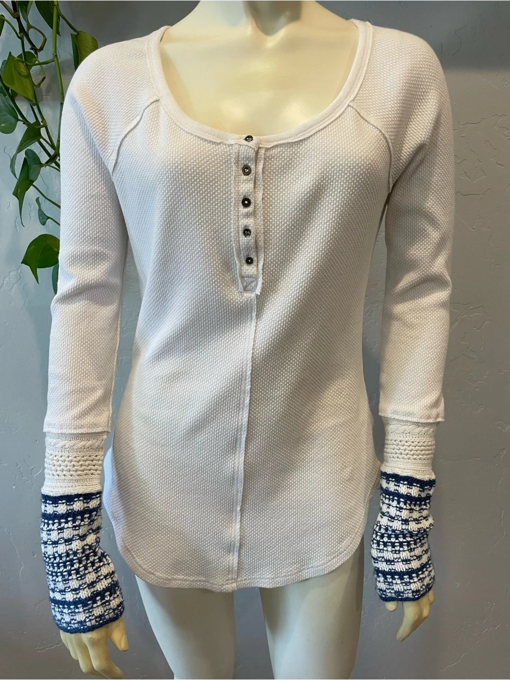 Free People Ski Lodge Newbie Cuff Thermal Henley L
